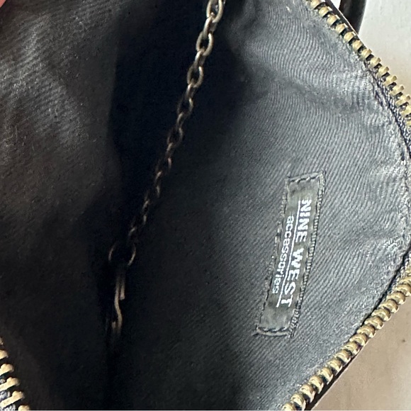 Nine West Wristlet Wallet Black - Picture 4 of 7